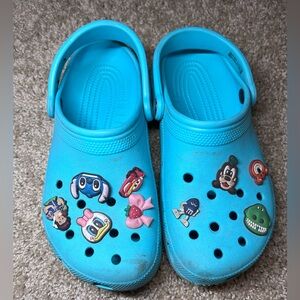 blue crocs